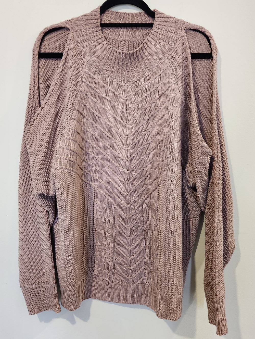 Cold-Shoulder Crewneck Sweater in Mauve Pink